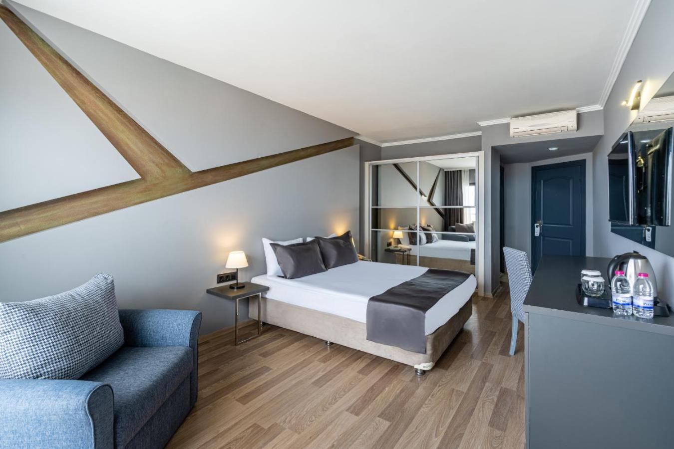 Odelia Otel Kuşadası