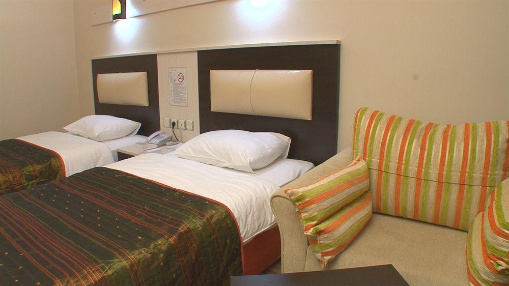 Odelia Otel Kuşadası